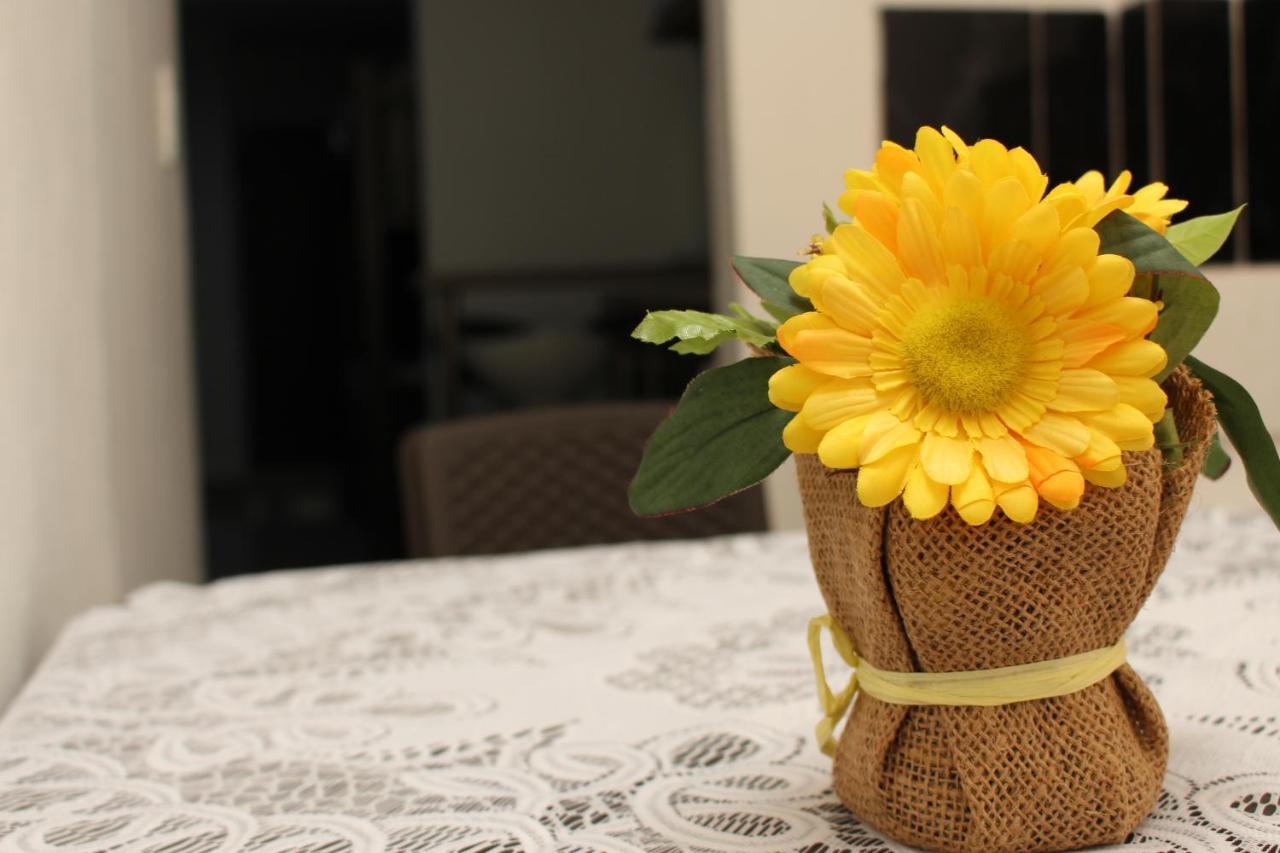 Apartamentos Excelente Ubicacion เมเดยิน ภายนอก รูปภาพ