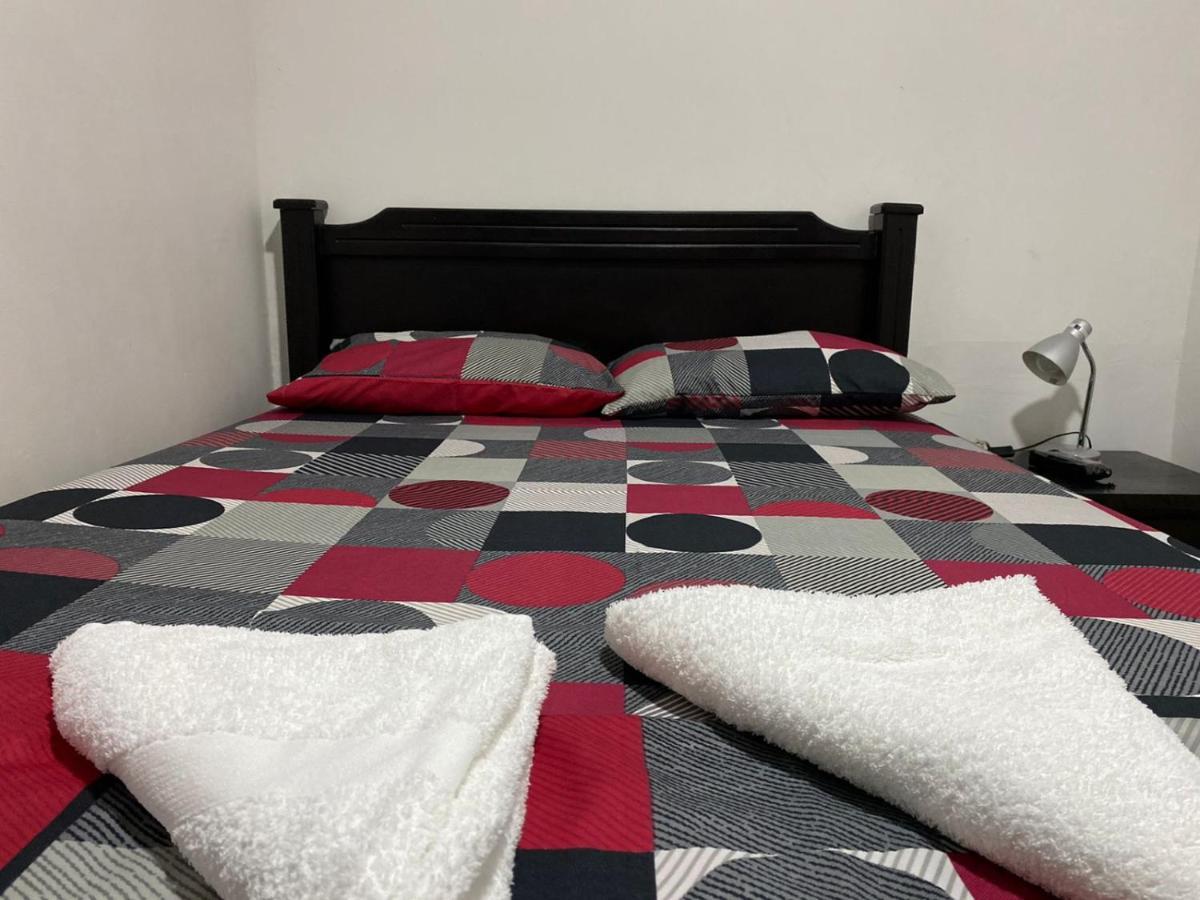 Apartamentos Excelente Ubicacion เมเดยิน ภายนอก รูปภาพ