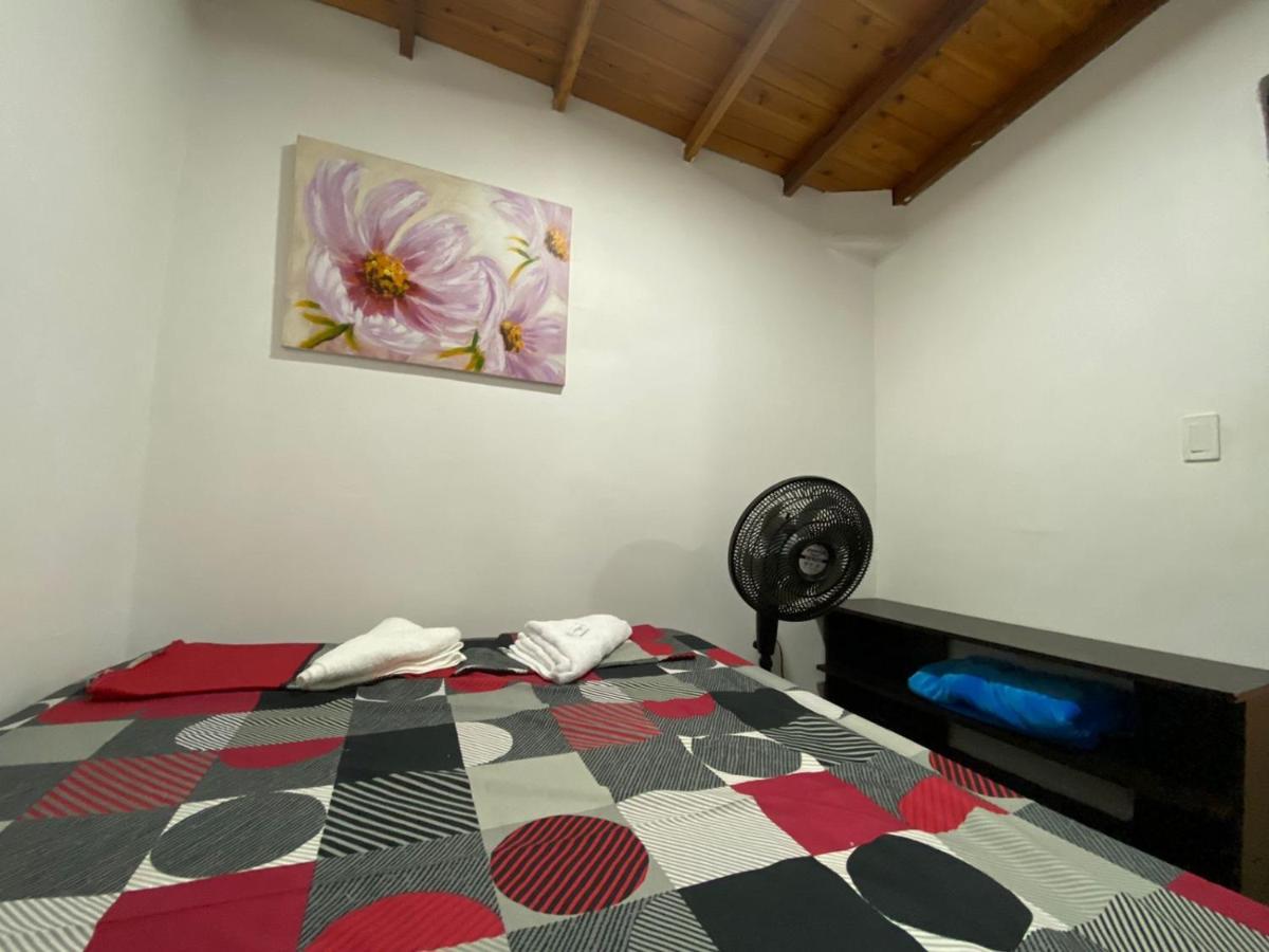 Apartamentos Excelente Ubicacion เมเดยิน ภายนอก รูปภาพ