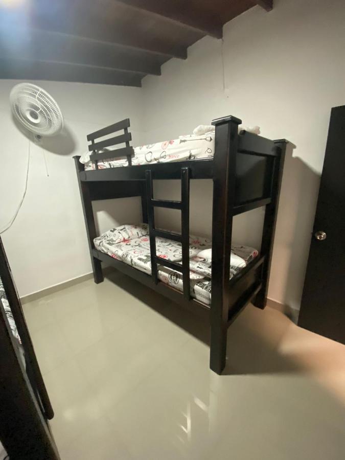 Apartamentos Excelente Ubicacion เมเดยิน ภายนอก รูปภาพ