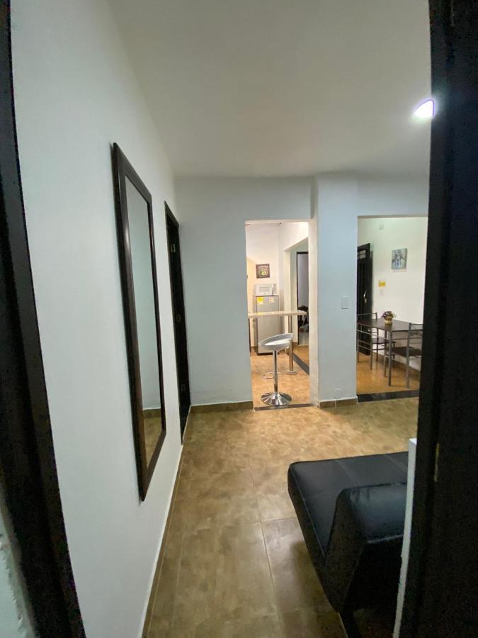 Apartamentos Excelente Ubicacion เมเดยิน ภายนอก รูปภาพ