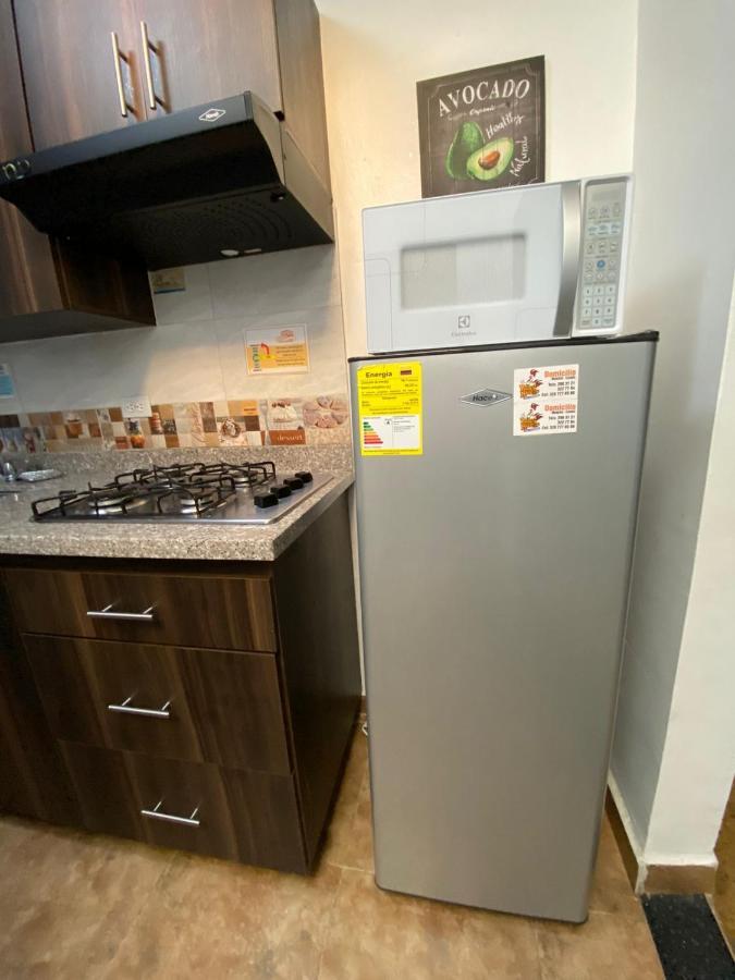 Apartamentos Excelente Ubicacion เมเดยิน ภายนอก รูปภาพ