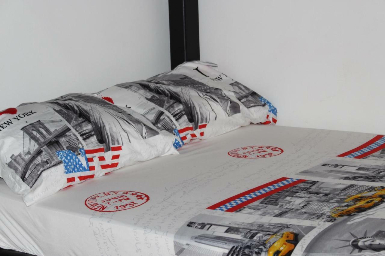 Apartamentos Excelente Ubicacion เมเดยิน ภายนอก รูปภาพ